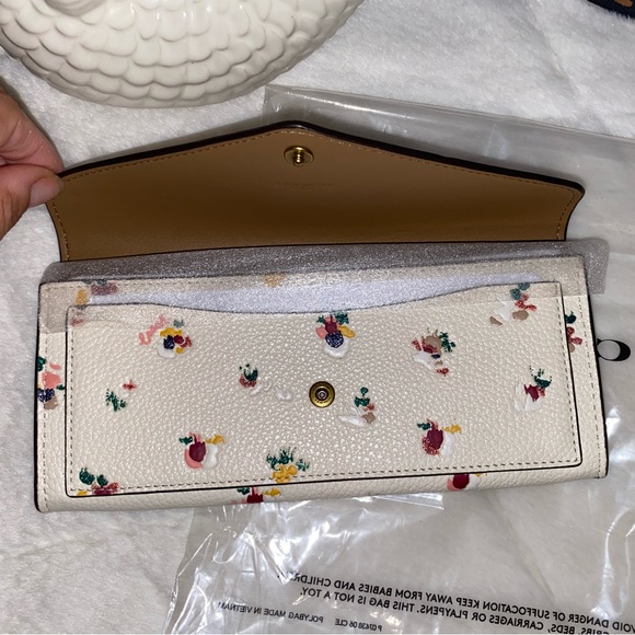 COACH WYN SOFT PEBBLE LEATHER WALLET WITH PAINT DAB FLORAL PRINT - Picture 10 of 12